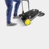 Підмітальна машина Karcher S 4 Twin Go!Further, ручна, захват 68см, контейнер 20л, 10.2кг (1.766-363.0) - Зображення 2