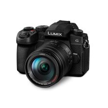 Цифровий фотоапарат Panasonic DC-G97 Kit 14-140 mm f3.5-5.6 (DC-G97HE)