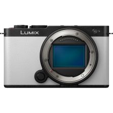 Цифровий фотоапарат Panasonic Lumix DC-S9 Kit 18-40mm f/4.5-6.3 Smokey White (DC-S9NE-W) Цифровий фотоапарат Panasonic Lumix DC-S9 Kit 18-40mm f/4.5-6.3 Smokey White (DC-S9NE-W)